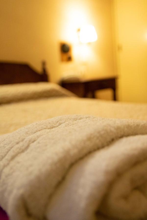 Hotel Provincia เตรเลว ภายนอก รูปภาพ