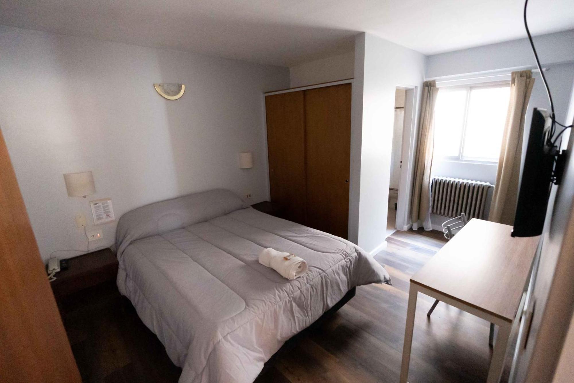 Hotel Provincia เตรเลว ภายนอก รูปภาพ